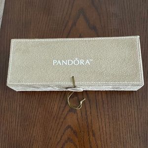 Pandora a faux suede jewelry box organizer